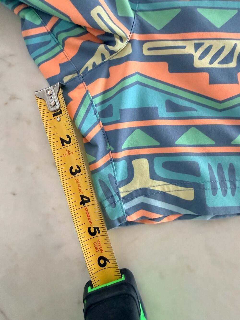 Chubbies Men's Geometric Print Swim Trunks Size M 0460 - Picture 7 of 8